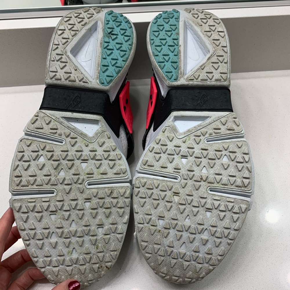 Nike Sneakers - Picture 2 of 7